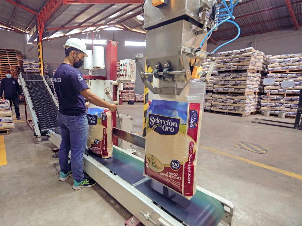 Sistema semiautomatico ensaque