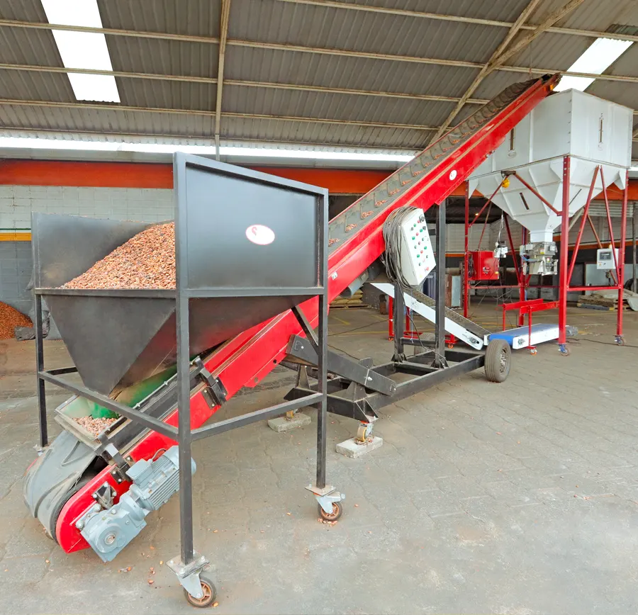 TRANSPORTADOR TBI 10M doble proposito